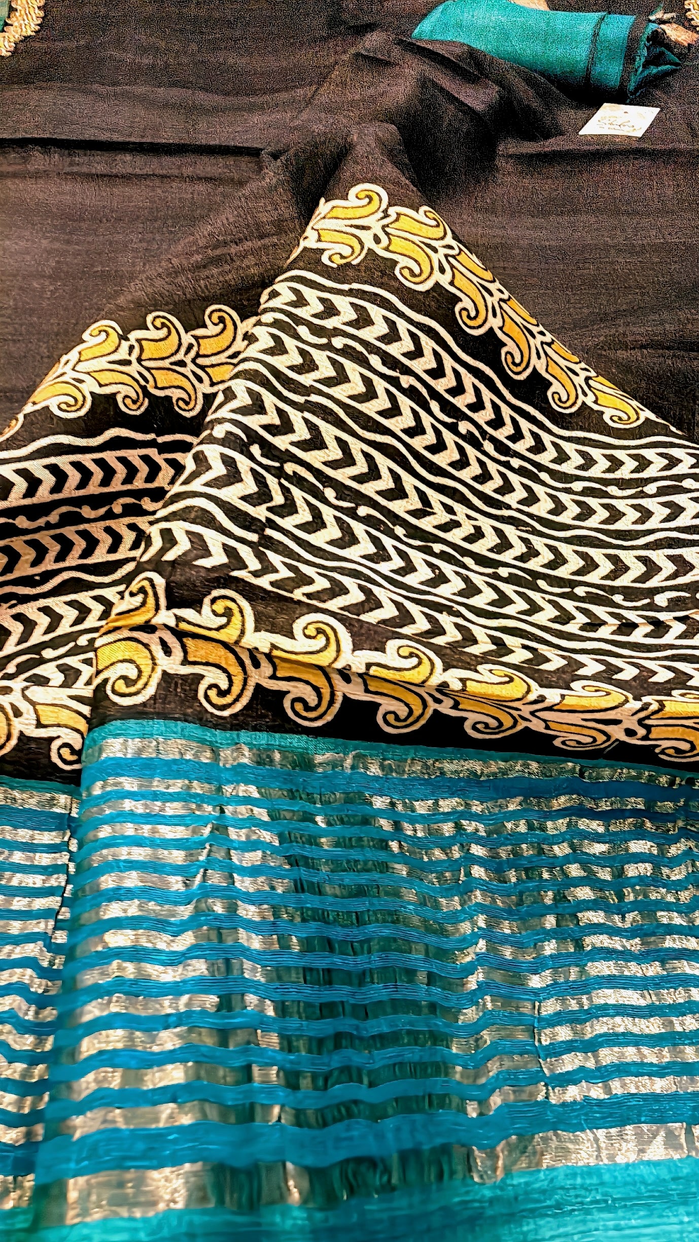 Luxe Weaves