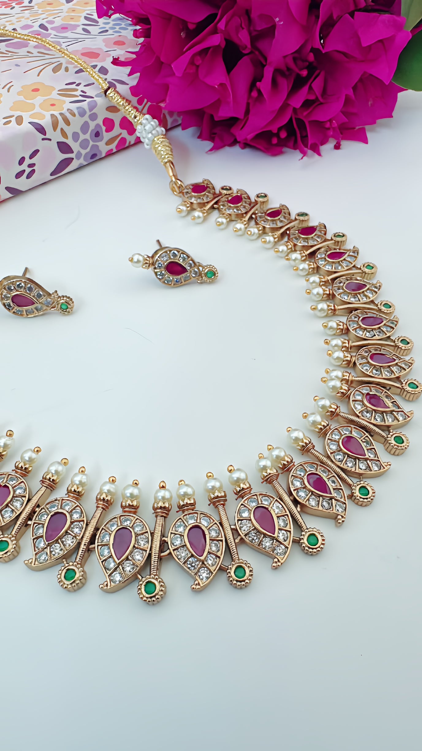 Paisley/Mango Necklace Set
