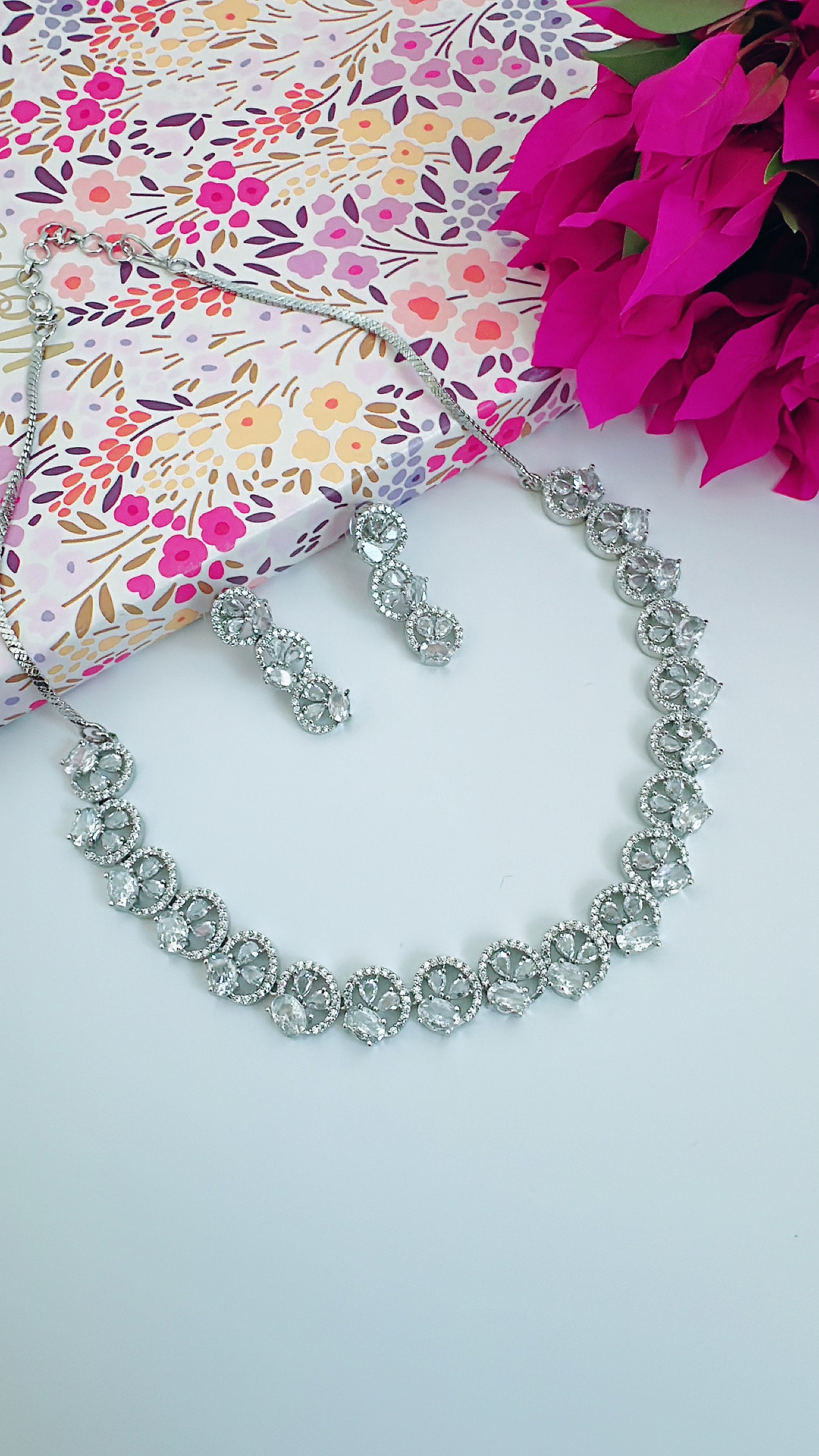 Ethereal Gleam Set
