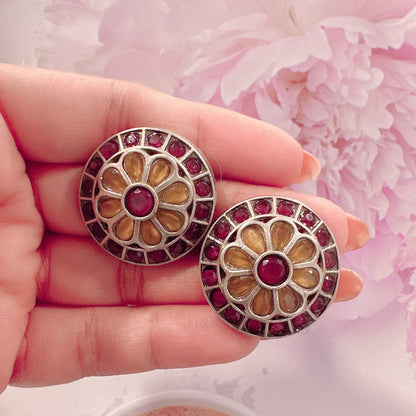 Pushpa Studs