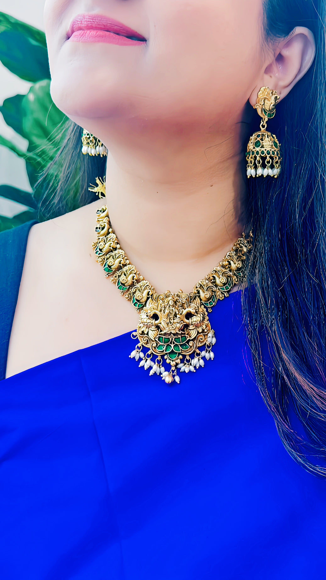 Lakshmi Necklace with Earrings