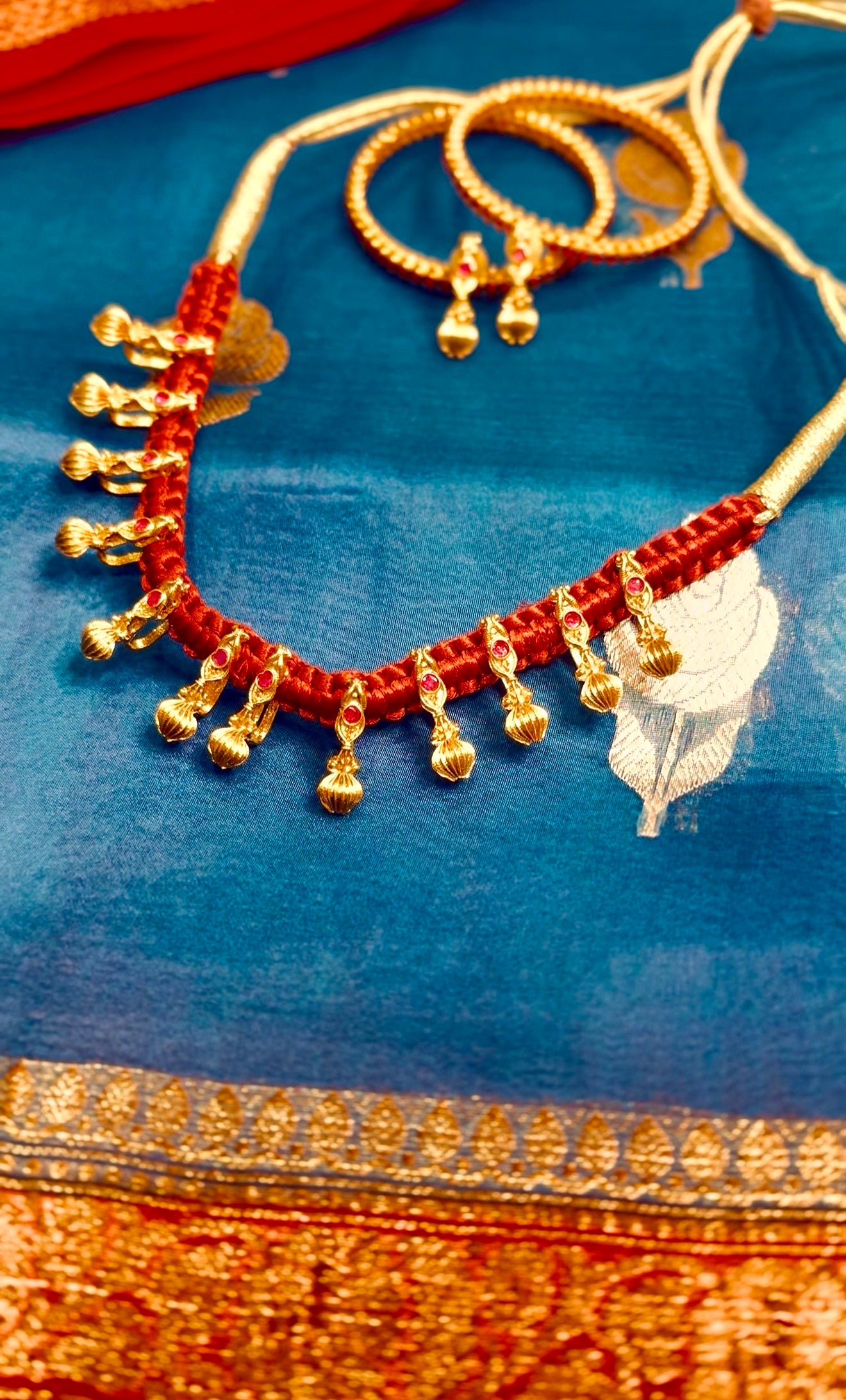 Sindoor Thread Gold Set