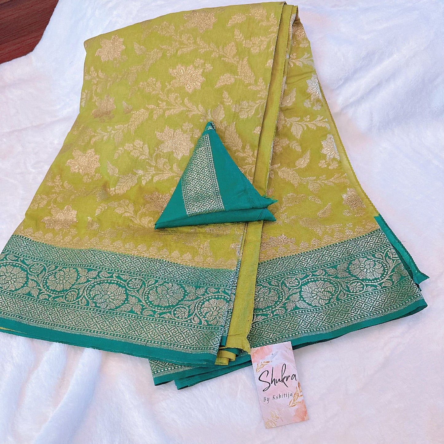 Banarasi Celestial Jangla Dreams - Green