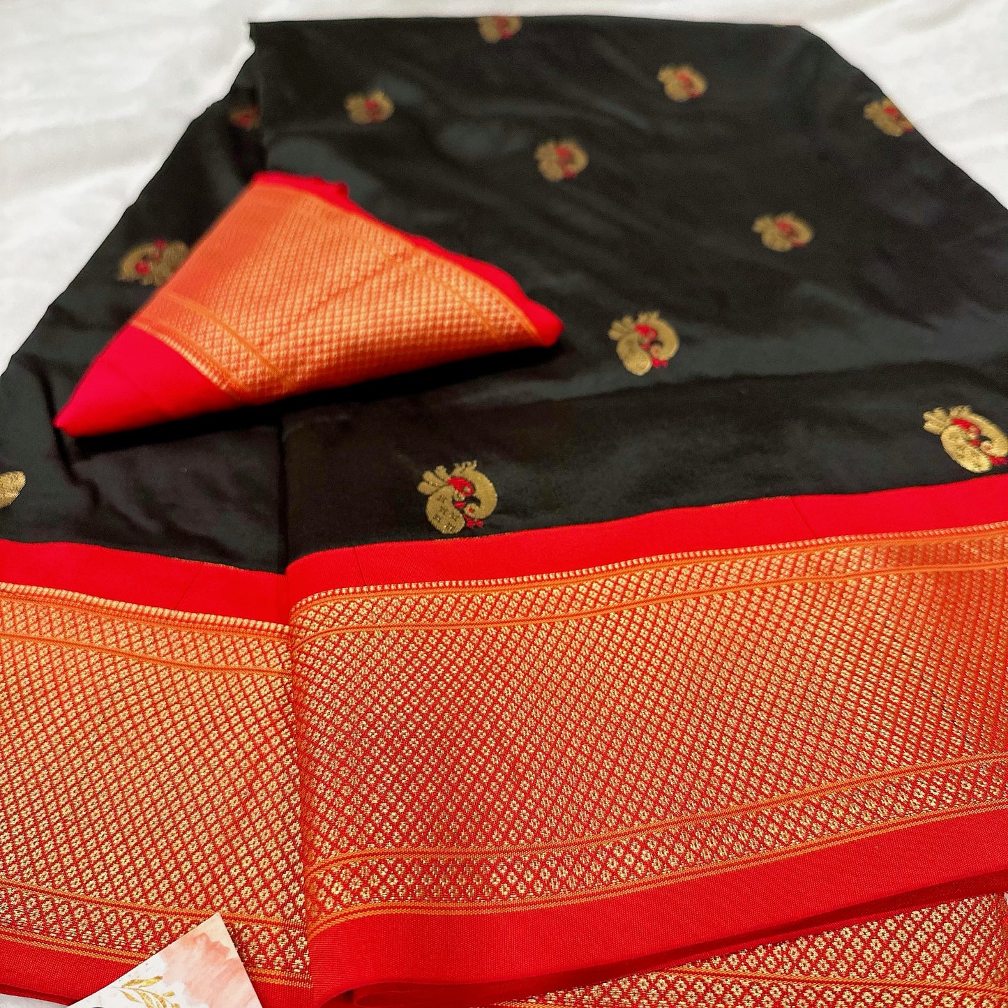 Charcoal Spark Silk Paithani