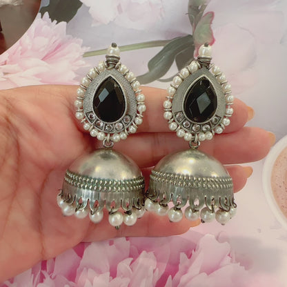 Parna Jhumka