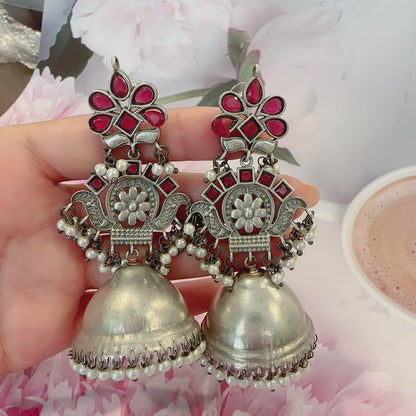 Gulabi Jhumka